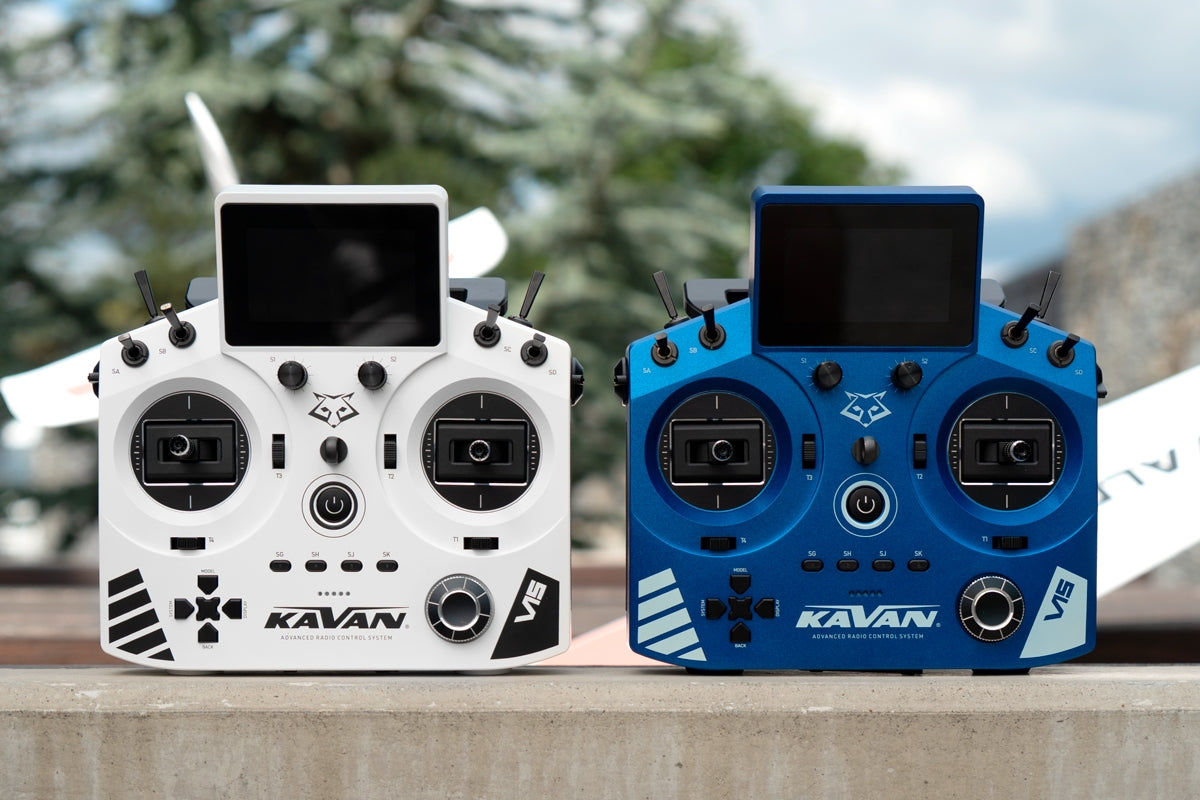 Kavan V15 Transmitter - White
